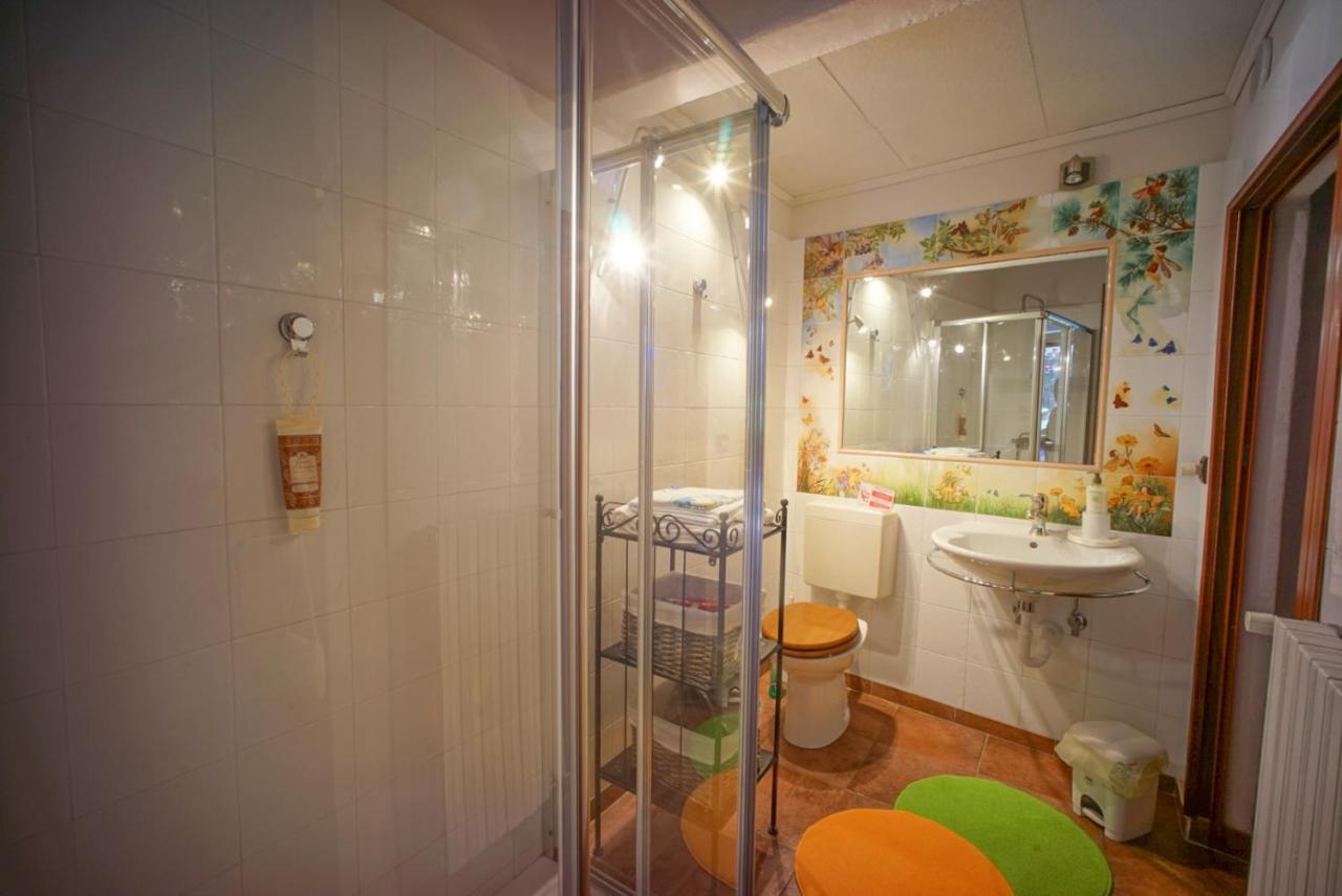 Вилла La Baia D'Acquadolce Bolzano Novarese Экстерьер фото